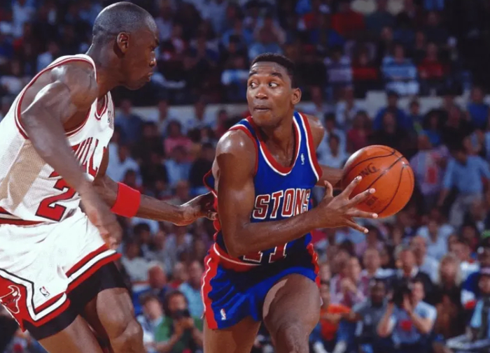 开云体育下载-恭喜詹姆斯！goat之争悬念再起！75大巨星力挺，乔丹确实有一短板|迈克尔·乔丹|篮板|勒布朗-詹姆斯|迈克-詹姆斯|nba_新浪体育_新浪新闻