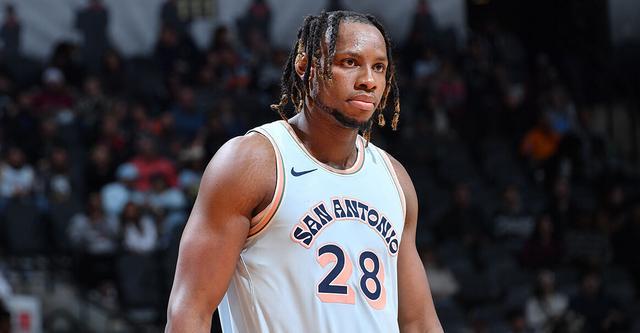 开云体育下载-官宣：老鹰以Exhibit 10合同签下查尔斯·巴锡