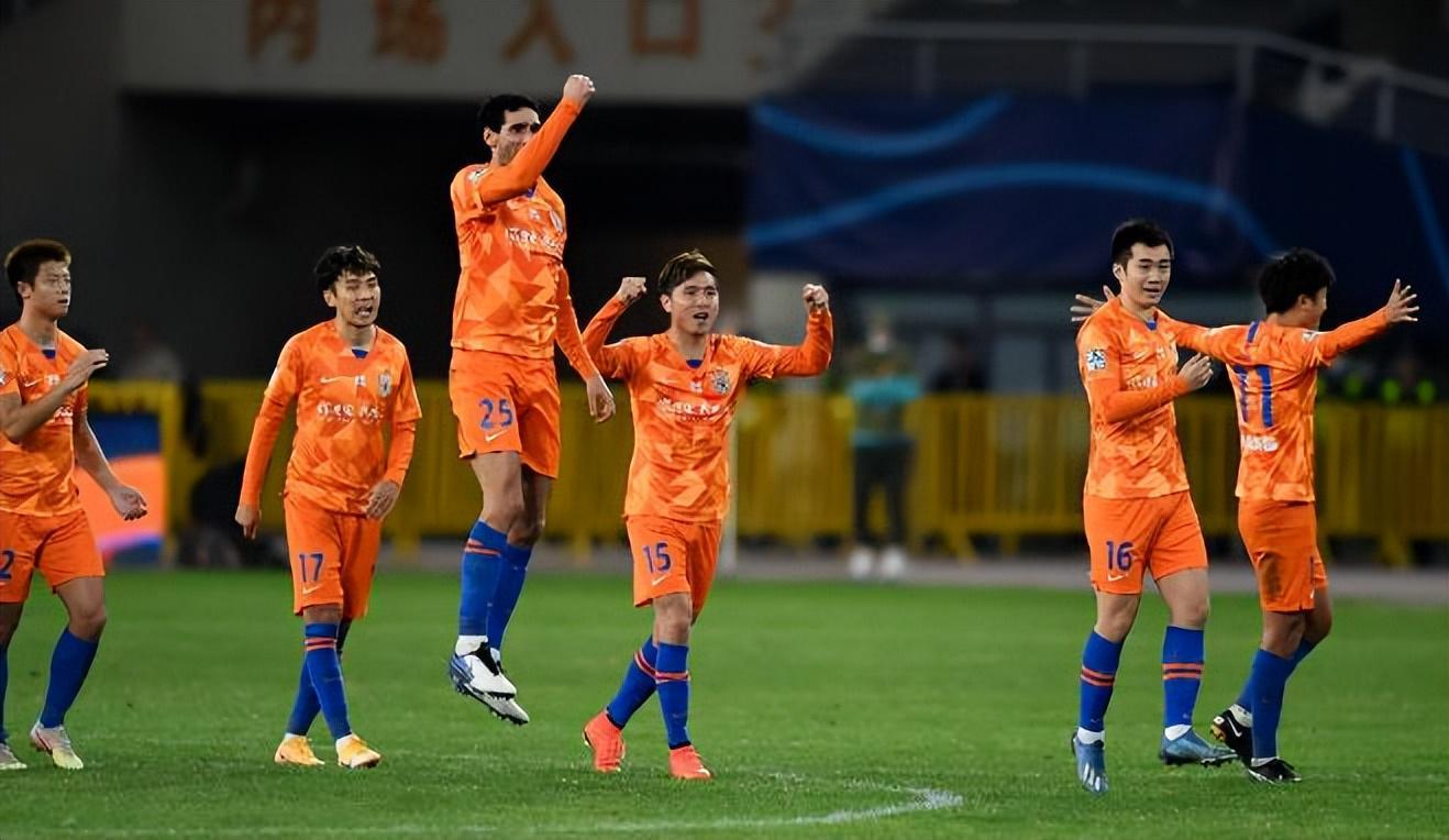 开云体育官网-意外！他有望成鲁能新赛季首位提前锁定主力的王牌新星，值得期待