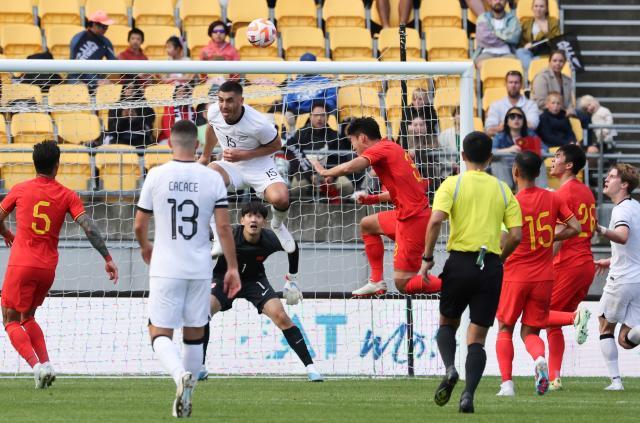 开云体育官网-扬科维奇：战强队能发现问题 国脚须适应三天两战