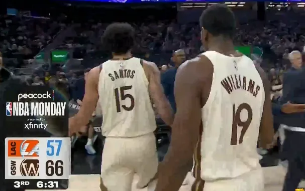 开云体育下载-吉纳森-威廉姆斯投进2记三分，又造成犯规两罚全中得到10分