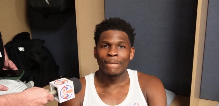 开云体育下载-进化！爱德华兹对被包夹态度明显转变：不生气 传球后我们是4打3