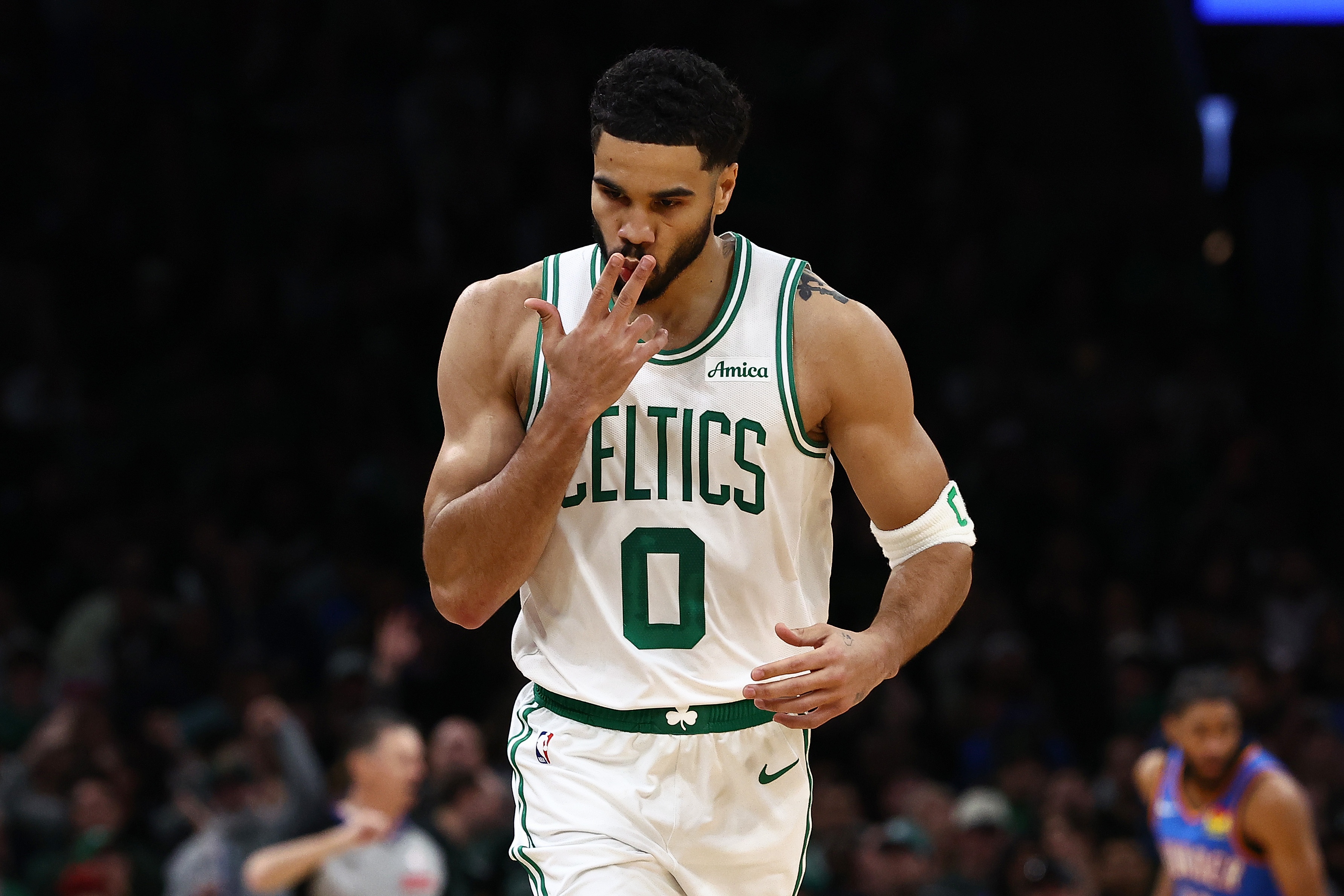 kaiyun-能攻善传！塔图姆15中7拿到23分13板7助3断 正负值+13